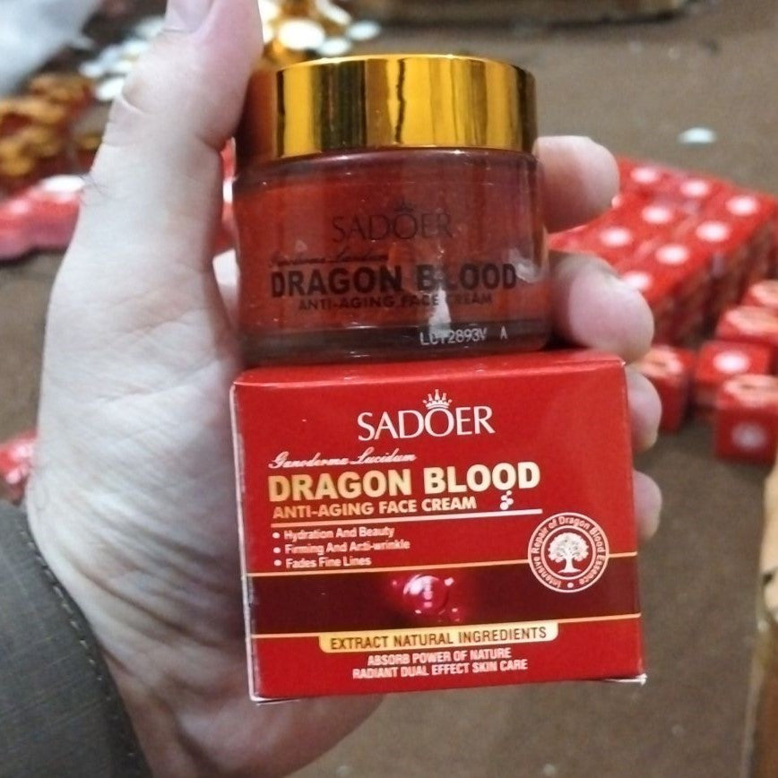 Sadoer Dragon Blood Anti-Aging Face Cream Moisturizing Skincare - 150g